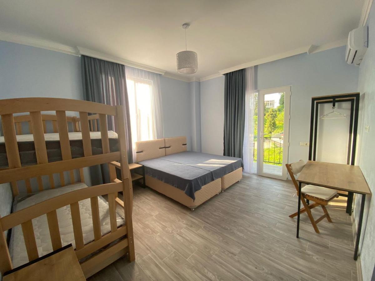 Kemo House Hotel Batumi Exterior photo