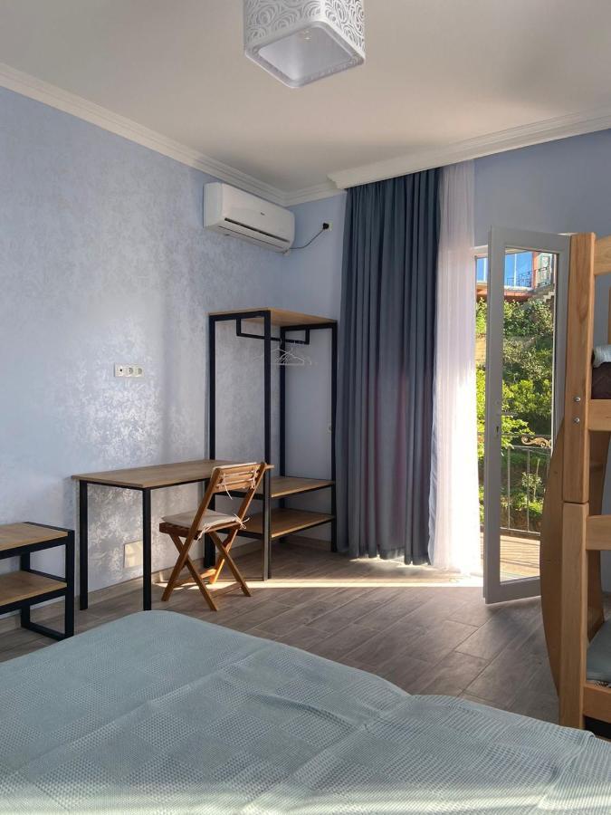Kemo House Hotel Batumi Exterior photo